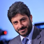 Roberto Fico ospite della trasmissione televisiva In mezz'ora