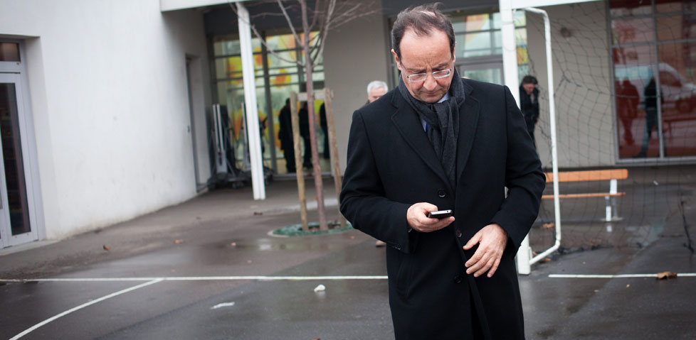 Hollande Twitter Francia